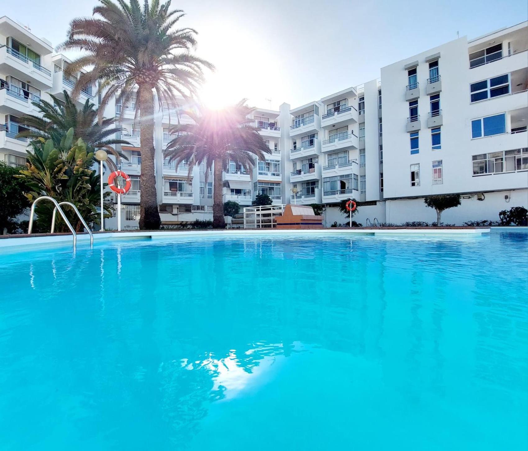 Apartamento Centrico Con Playa Y Piscina 플라야 델 잉글스 외부 사진
